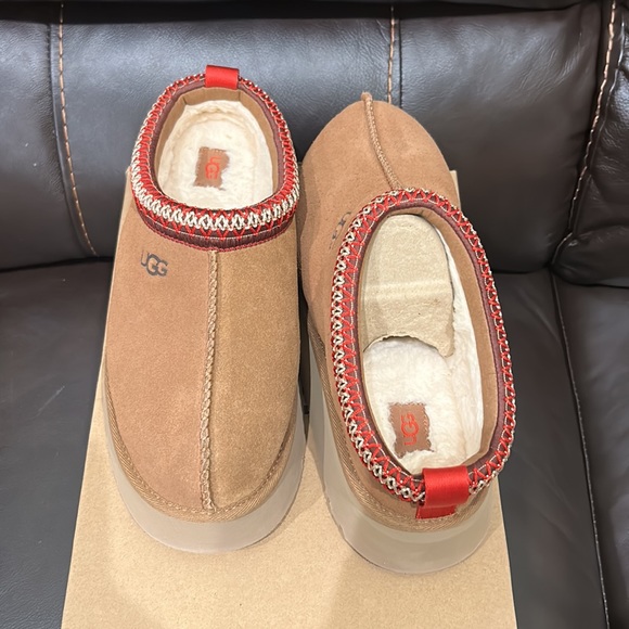 Brand New NWT UGG Tazz Mule Slipper Clog Chestnut Women’s Size 8 - Picture 3 of 4